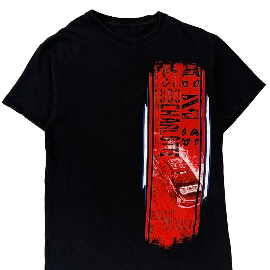 Charlotte Motor Speedway Nascar Graphic T-Shirt - XS Red Cotton - Image 4