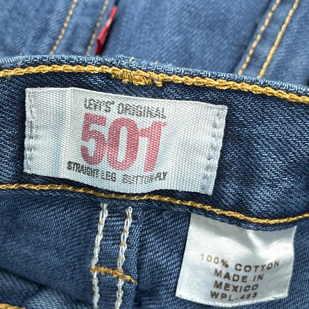 Levis Denim Shorts - 32W 9L Dark Wash Cotton - Image 6