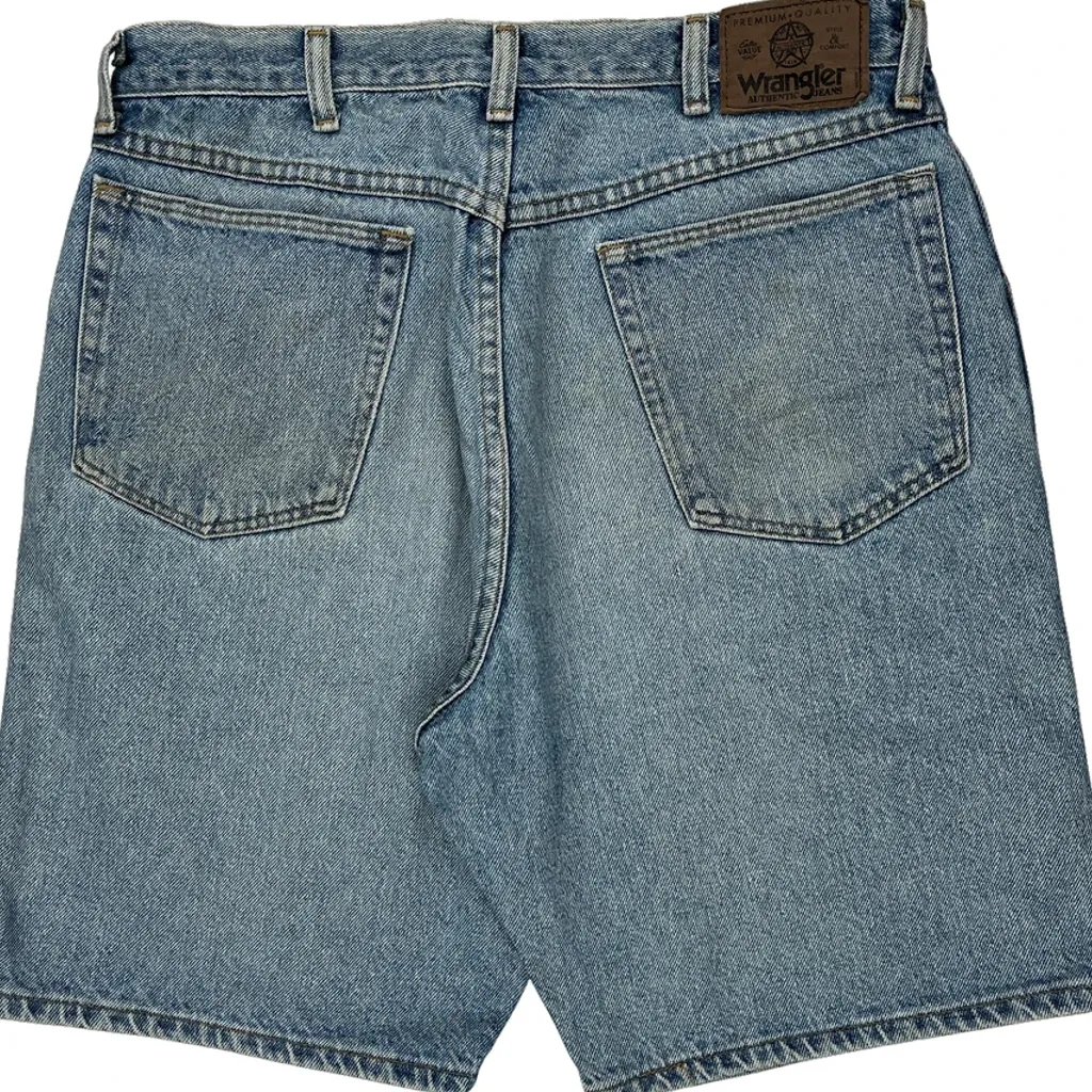 Wrangler Denim Shorts - 34W 10L Light Wash Denim - Image 6